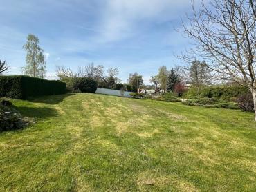 Vila 582 m2, bazen, teniski teren, parcela 5500 m²