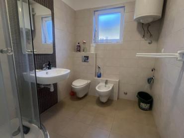 KOSTRENA, DVOETAŽNI STAN, 4S+DB, 175 m2