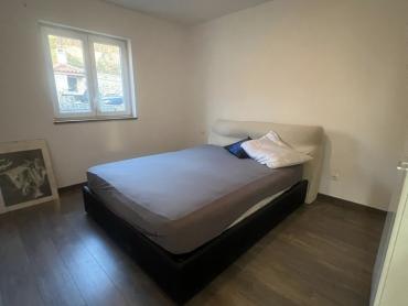 KOSTRENA, DVOETAŽNI STAN, 4S+DB, 175 m2