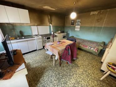Kastav-starina 260m2-p+1+2,okućnice 670m2!!