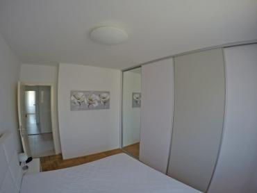 Appartamento a Zamet, Rijeka – 94m², vista sul Quarnero, garage + ascensore
