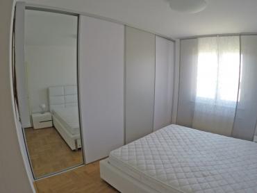 Appartamento a Zamet, Rijeka – 94m², vista sul Quarnero, garage + ascensore