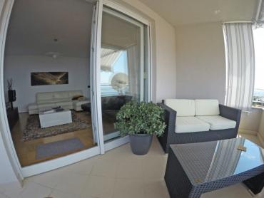 Appartamento a Zamet, Rijeka – 94m², vista sul Quarnero, garage + ascensore