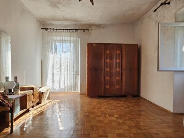  Kamena kuća i dvije konobe za uređenje po želji
