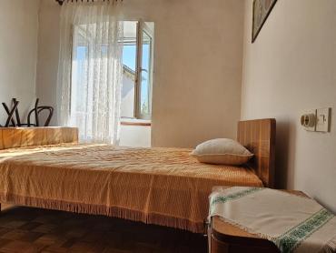  Kamena kuća i dvije konobe za uređenje po želji