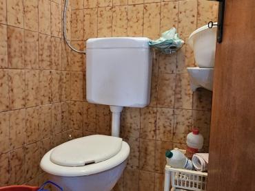  Kamena kuća i dvije konobe za uređenje po želji
