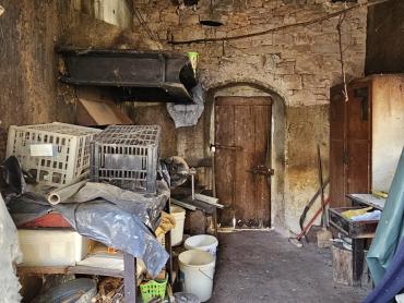  Kamena kuća i dvije konobe za uređenje po želji