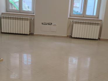 Poslovni prostor na najam u centru grada