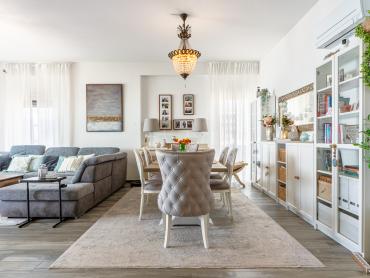 KANTRIDA, PENTHOUSE, 210m2 - EKSKLUZIVNO