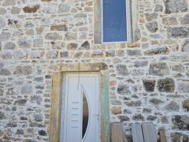 Istarska kućica u nizu, 3 km od mora