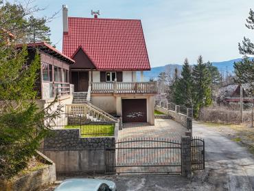 FUŽINE, LIČ- KUĆA  SA VELIKIM POTENCIJALOM!