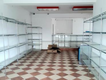 Poslovno-stambena zgrada u centru Ogulinu