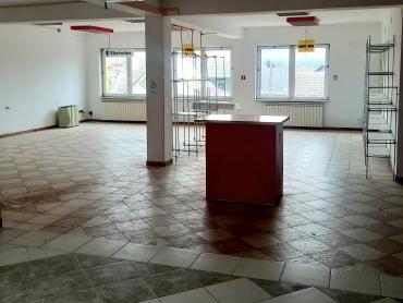 Poslovno-stambena zgrada u centru Ogulinu