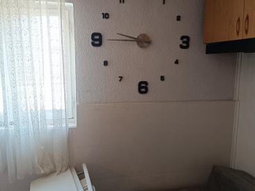 Stan u kući za renovaciju