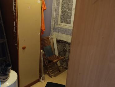 Stan u kući za renovaciju