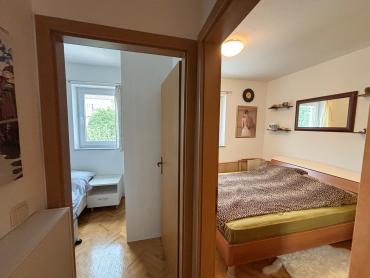 SUPER LOKACIJA! Najam stana u Crikvenici, balkon,  47 m