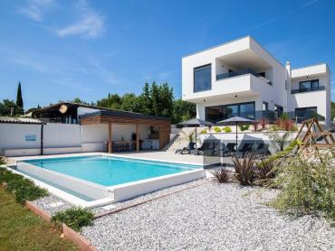 BELLISSIMA VILLA POMER