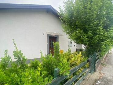 ZAGREB DVIJE PRIZEMNICE