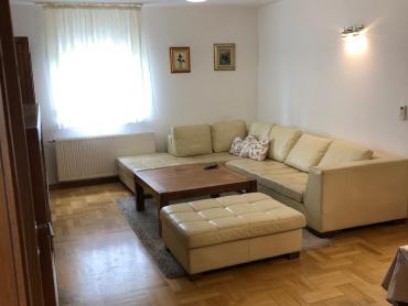 Lijep peterosoban stan na Vrbanima