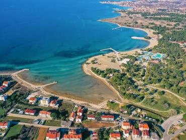 PRODAJE SE DVOETAŽNI APARTMAN 250 MOD MORA U ZATONU