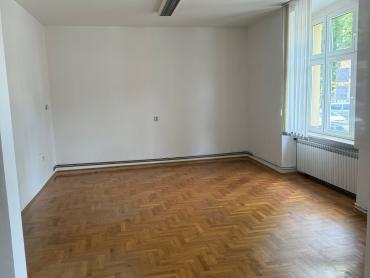 Locale commerciale Črnomerec, 72m2