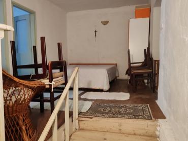 Casa in pietra da ristrutturare, a 10 metri dal mare – Cittanova