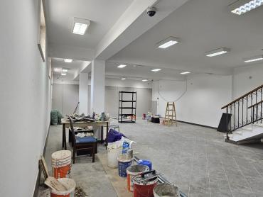 Locale commerciale Veruda, Pula, 100m2