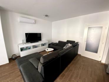 Апартамент Mirca, Supetar, 68m2